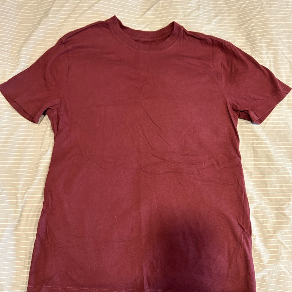 GAP Men's Deep Red Short Sleeve Tee